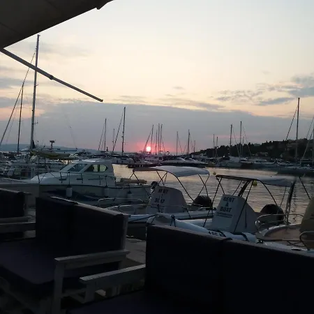 Nina Seaview Novi Vinodolski
