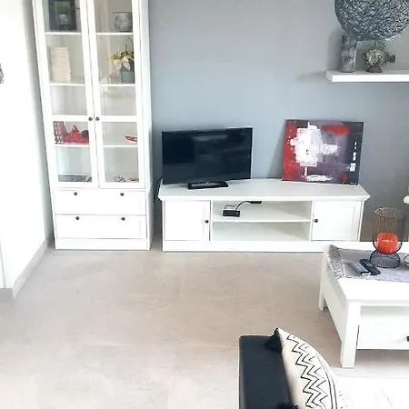 Nina Seaview Apartamento *